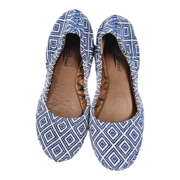 Lucky Brand Shoes - Lucky brand cloth knit geometric ballet flats 6.5